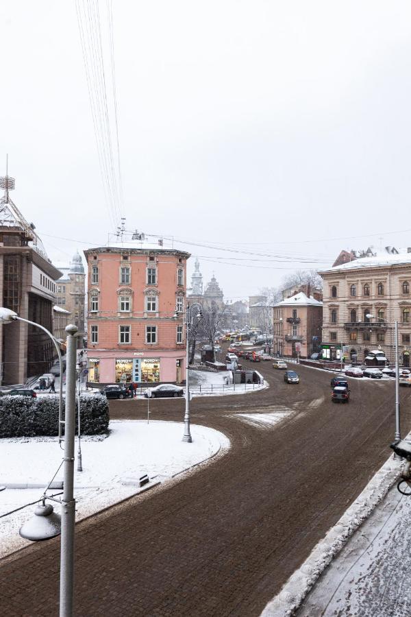 Romari Площа Міцкевича Leópolis Exterior foto